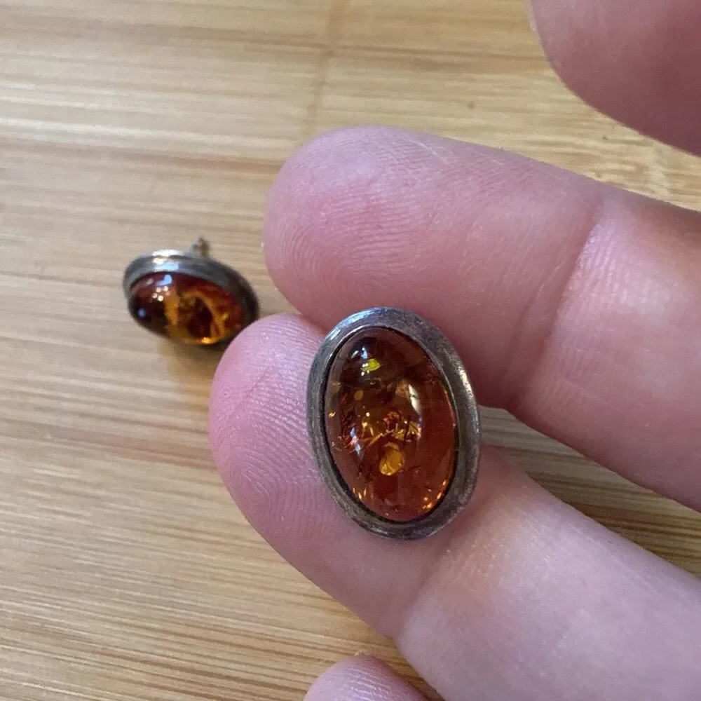Amber Stone Stud Oval Earrings On Silver Vintage Unbranded
